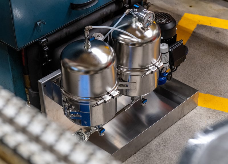 SKF RecondOil Box ROBX2100 olajregeneráló nagy igénybevételű ipari üzemi környezetben